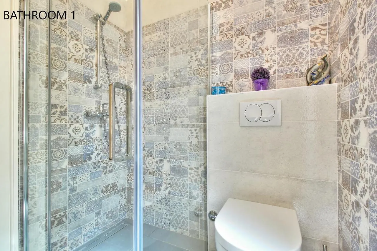 Boutique Apartman Villa Mediteran ポレッチ